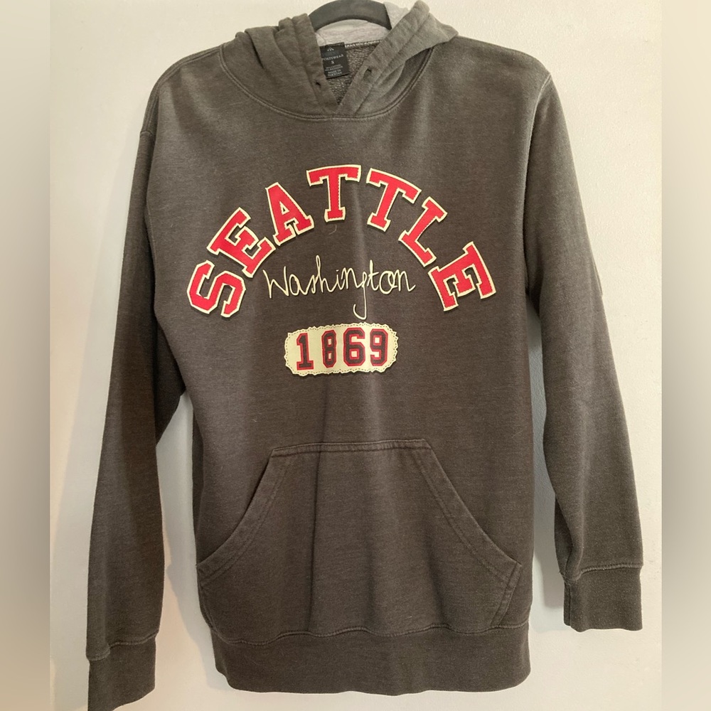 3/$10 Seattle, Washington Hoodie